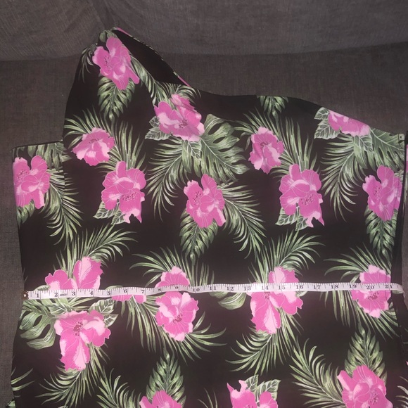 Pin Up Girl Clothing Couture Vivien Dress - Picture 3 of 9